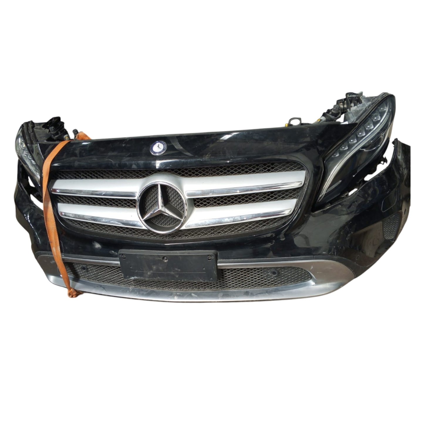 Mercedes GLA A180 Nosecut (2015)