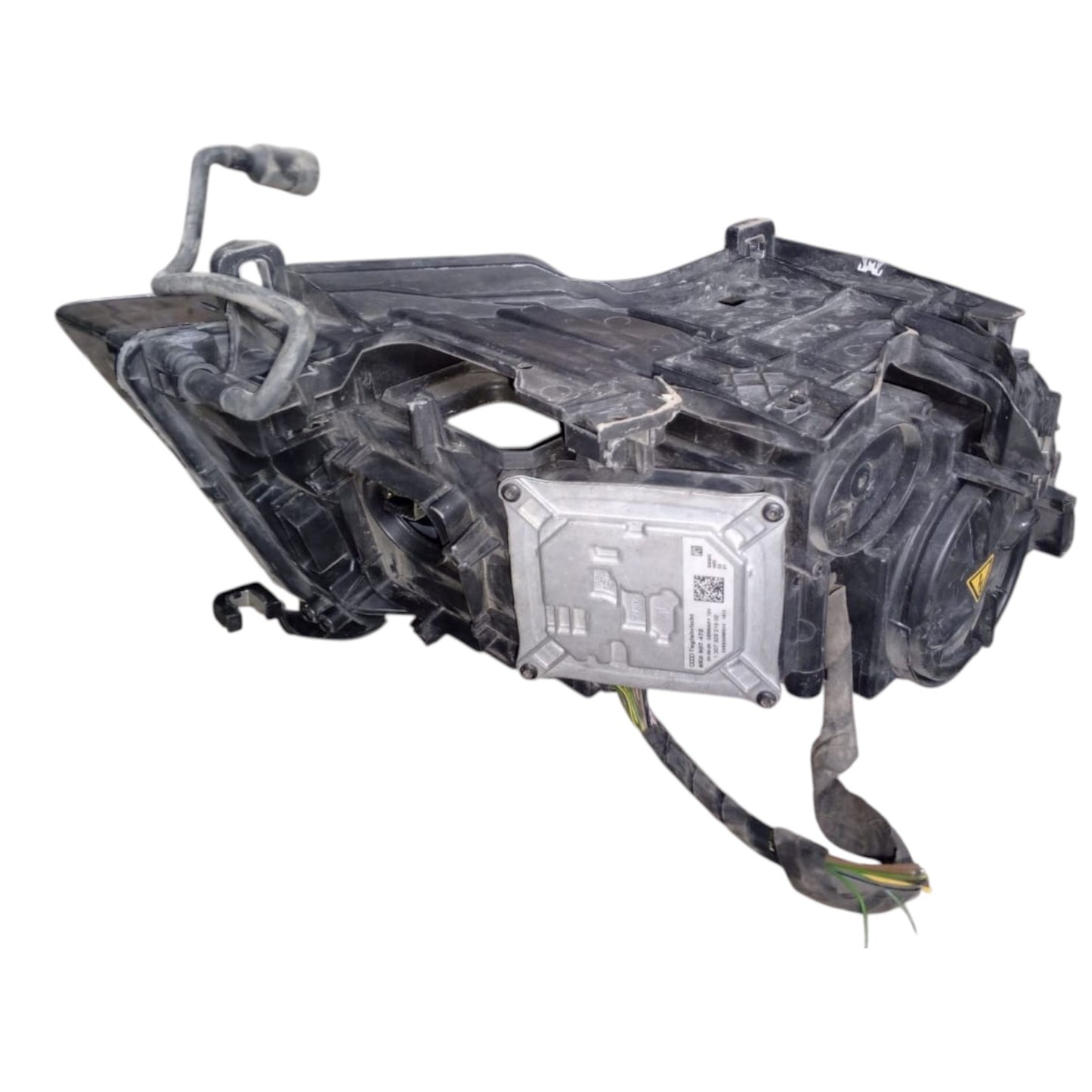 AUDI A4 Left Headlight Xenon 8K0941003Q (2011)