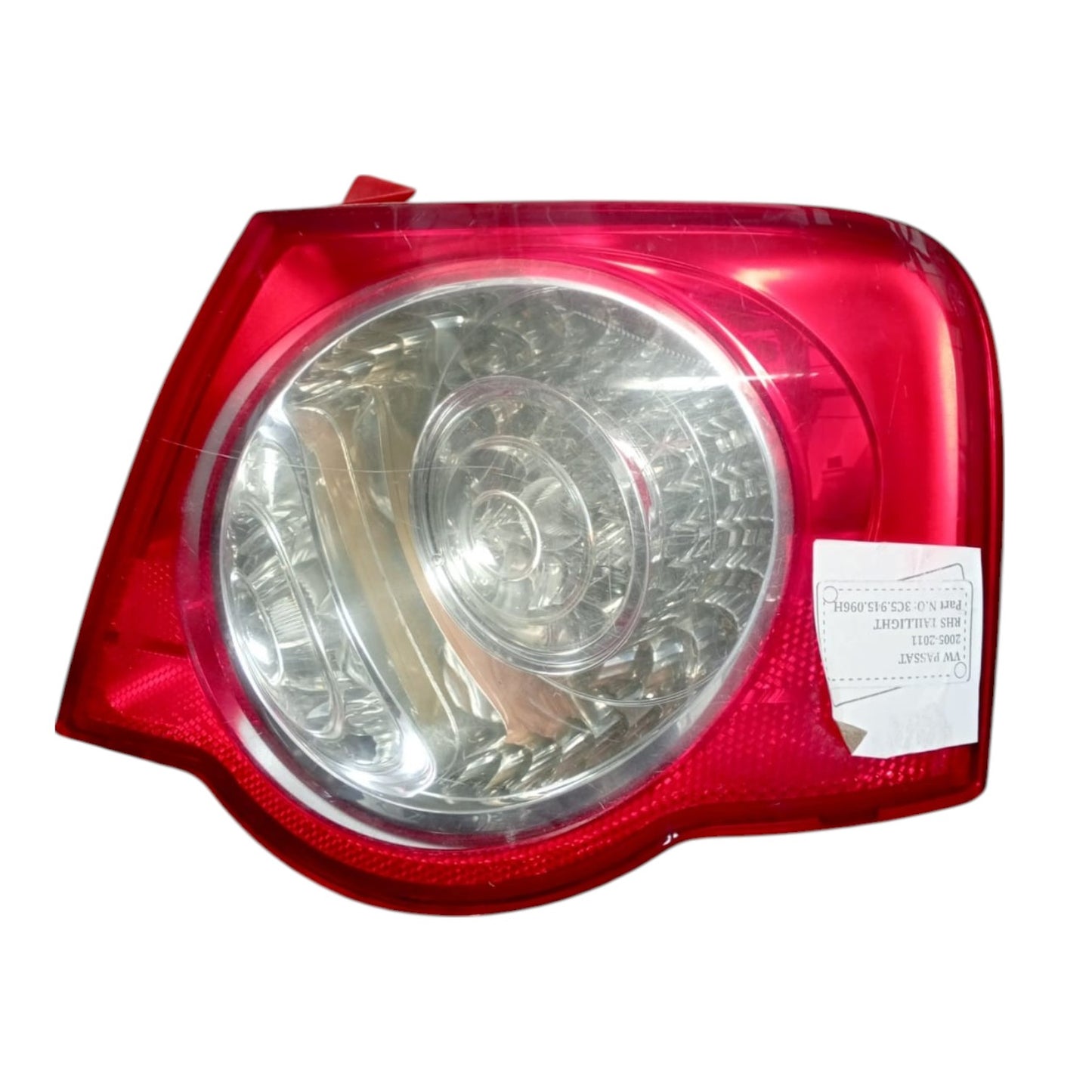 VW Passat Right Taillight 3C5945096H (2005-2011)
