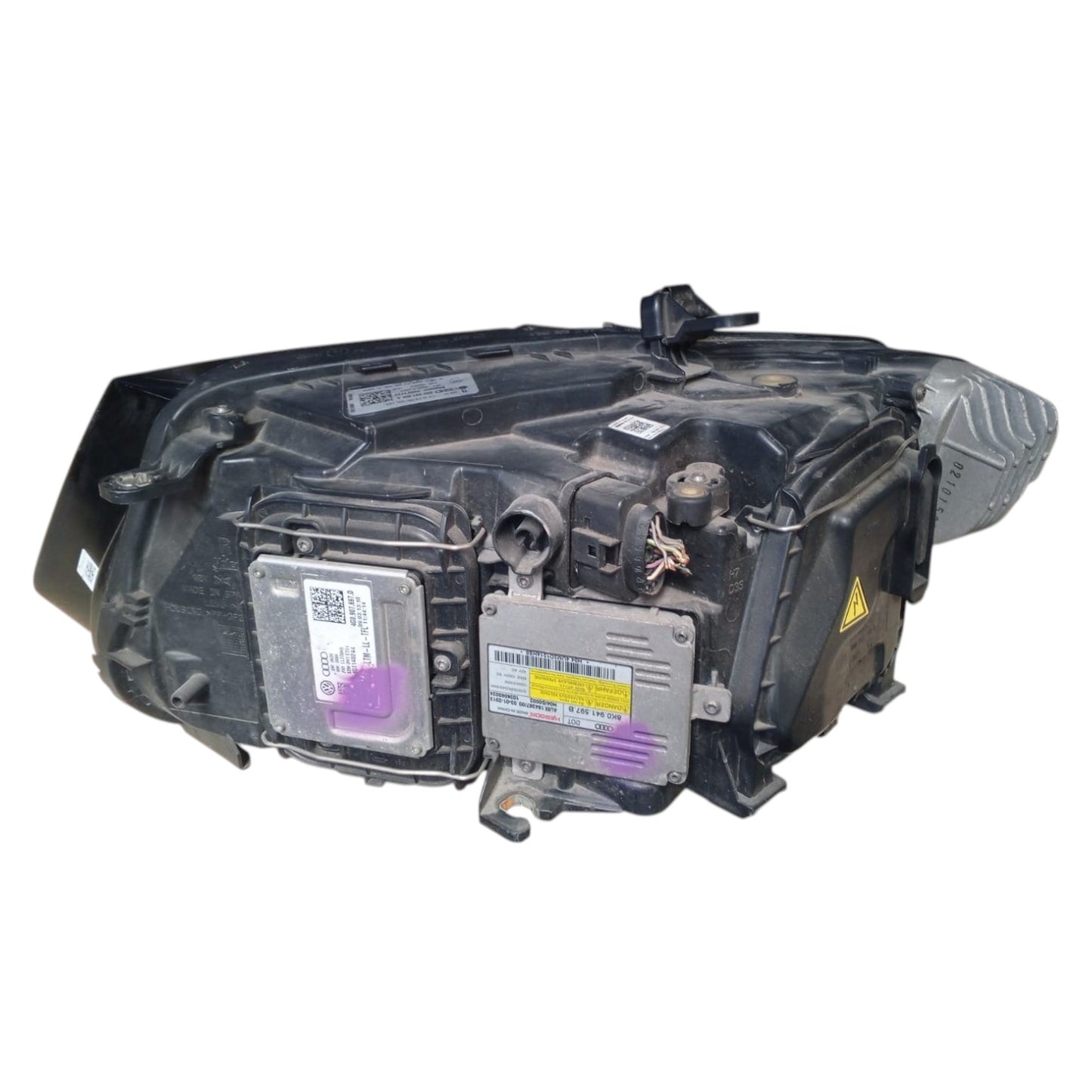 AUDI Q5 Right Headlight Xenon 8R0941006A