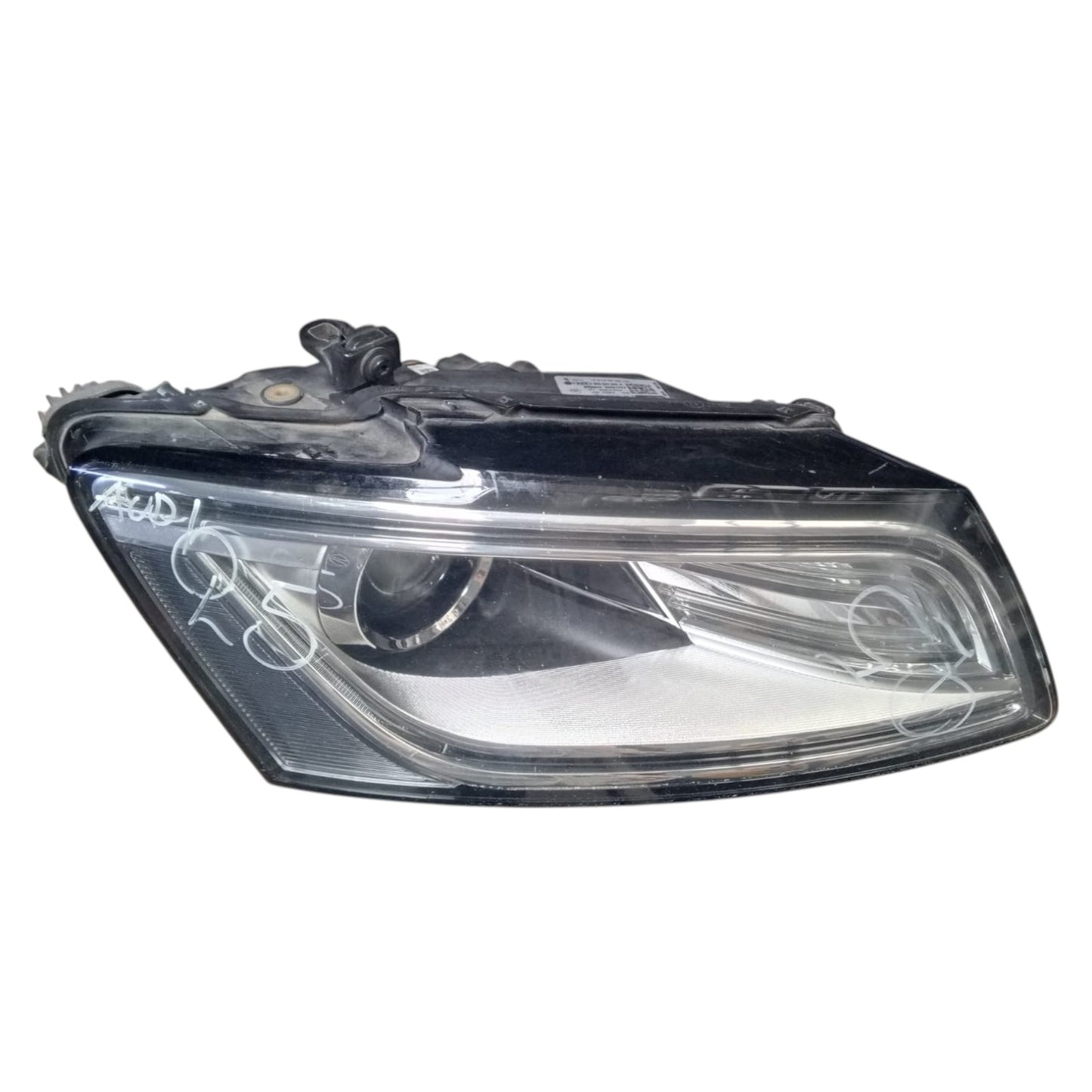 AUDI Q5 Right Headlight Xenon 8R0941006A