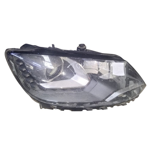 VW Sharan Right Headlight Xenon 7N2941752B (2013)