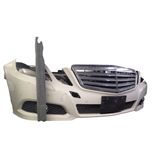Mercedes W212 1st Gen Nosecut (2009-2012)