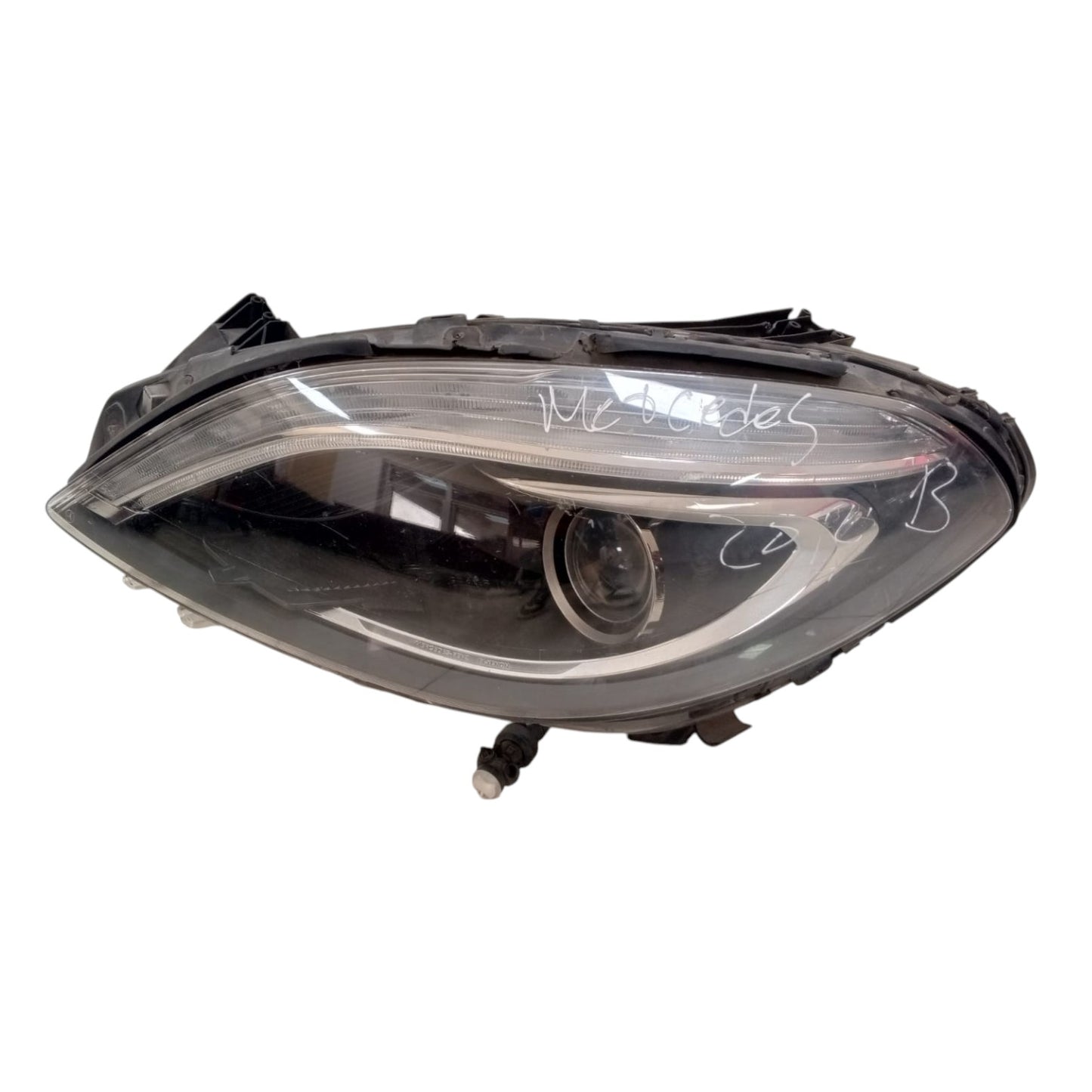 Mercedes B180 W246 Left Headlight Xenon A2468207361 (2014)