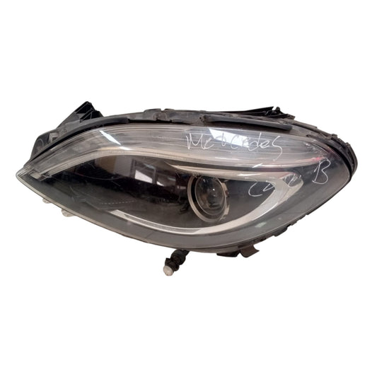 Mercedes B180 W246 Left Headlight Xenon A2468207361 (2014)